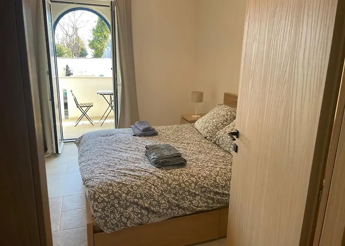 Casa Rosalia Apartment *