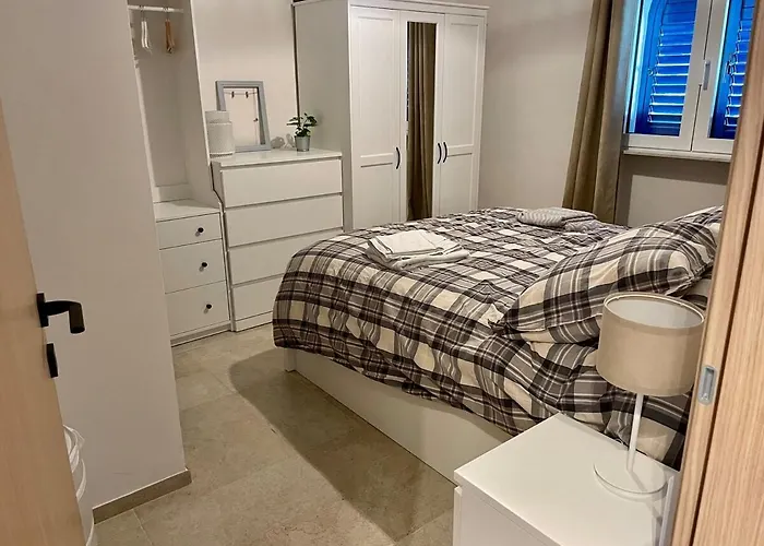 Casa Rosalia Apartment *